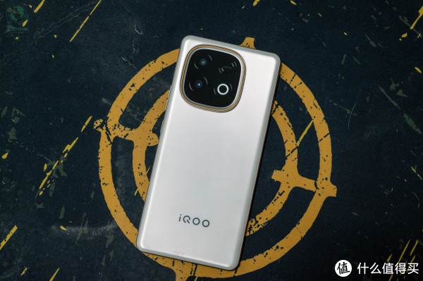 邦尼配资 轻薄长续航还能畅快游戏？iQOO Z10 Turbo+给了我惊喜​​